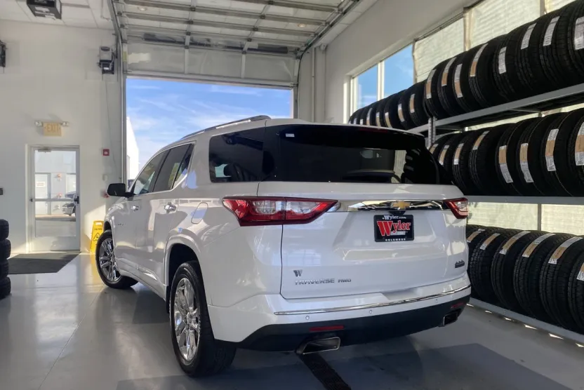 2018 Chevrolet Traverse High Country photo 1