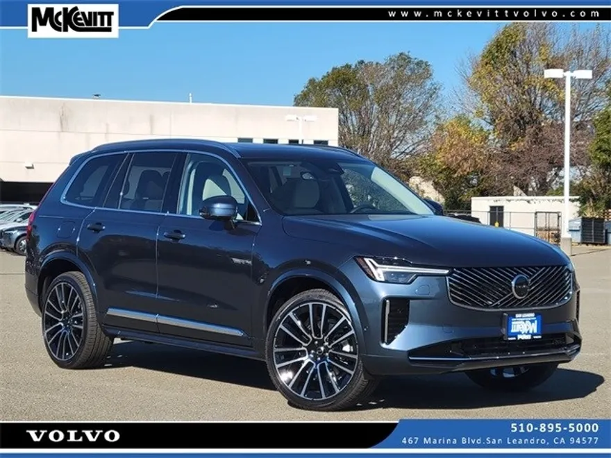 2025 Volvo XC90 photo 1