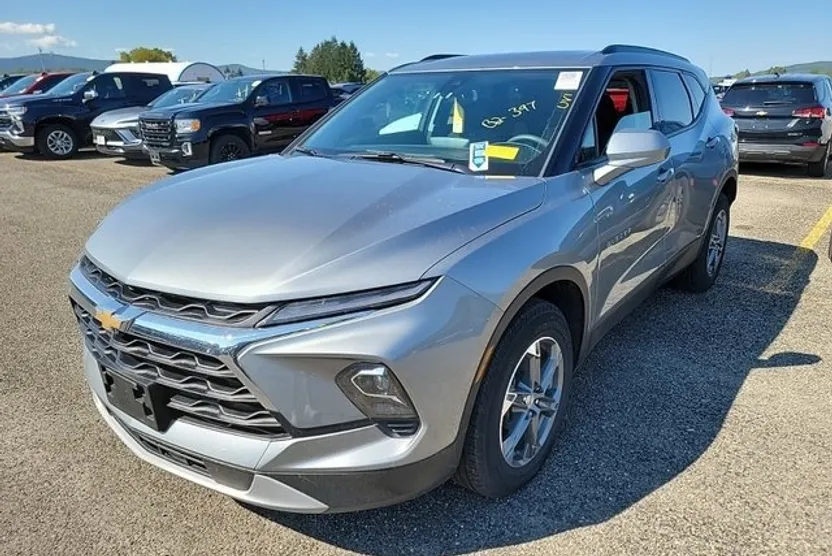 2023 Chevrolet Blazer 2LT photo 1