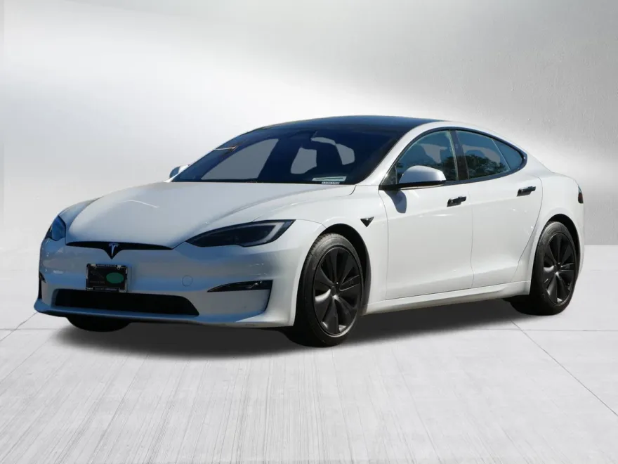 2023 Tesla Model S Plaid photo 1