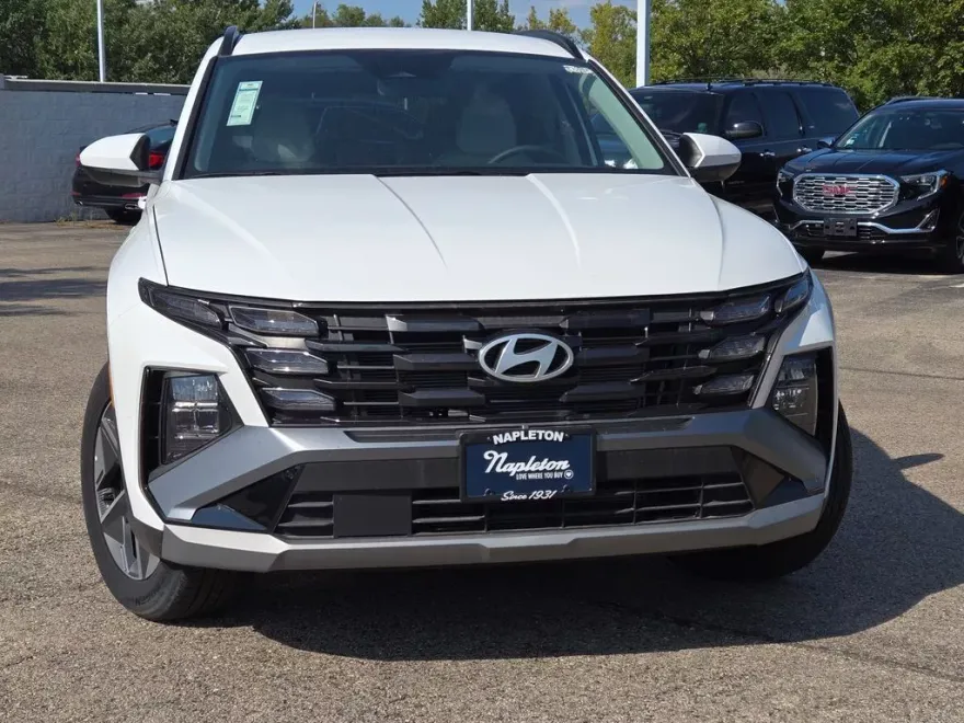 2025 Hyundai Tucson SEL photo 1