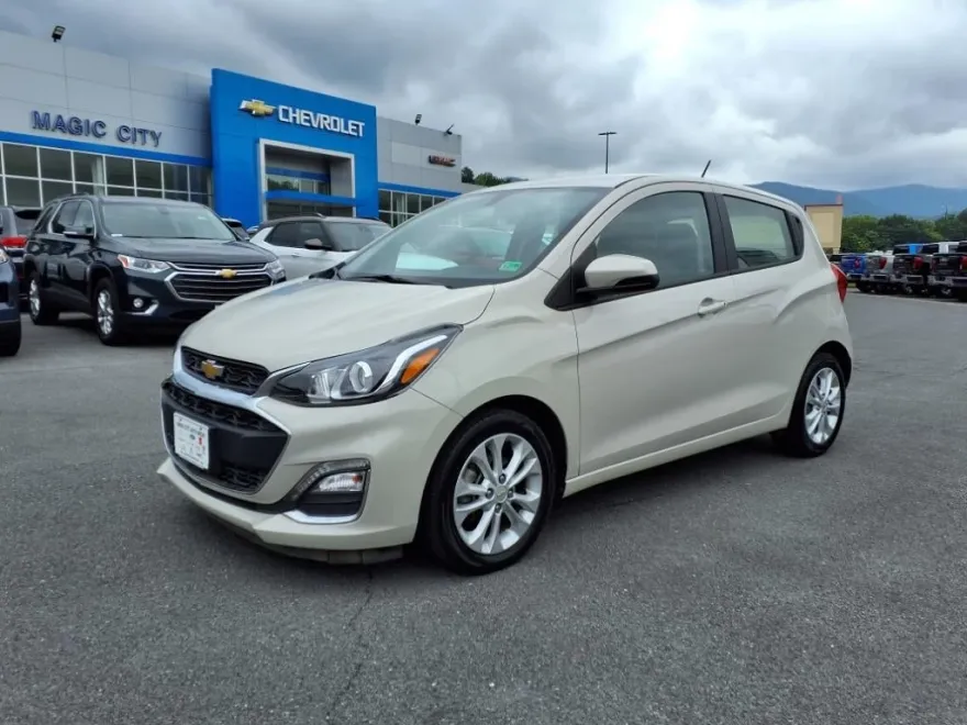 2021 Chevrolet Spark 1LT photo 1