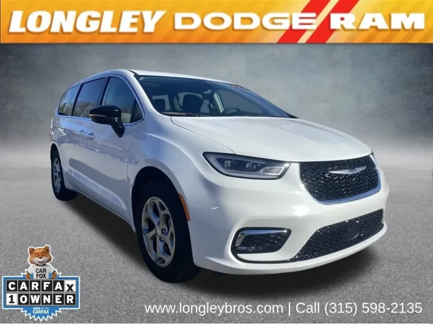 2024 Chrysler Pacifica Limited photo 1