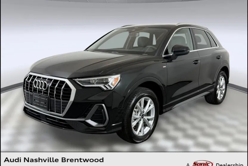 2025 Audi Q3 S line Premium Plus photo 1
