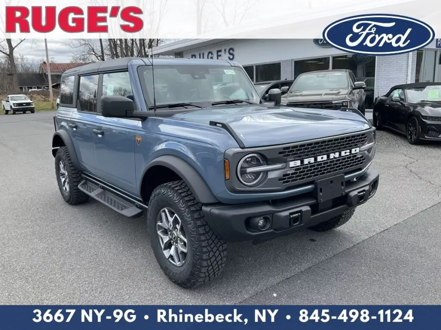 2025 Ford Bronco Badlands photo 1