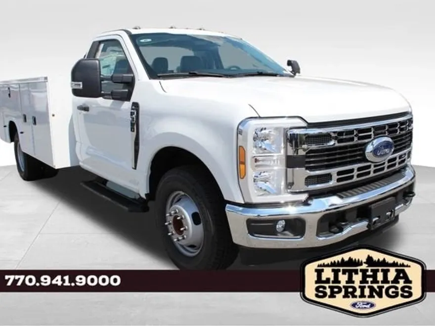 2025 Ford F-350 XL photo 1