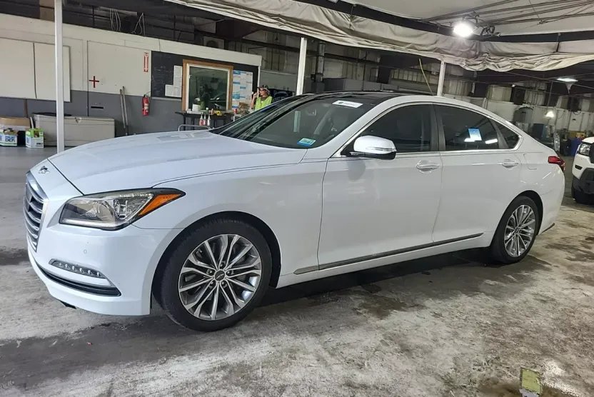 2017 Genesis G80 3.8 photo 1