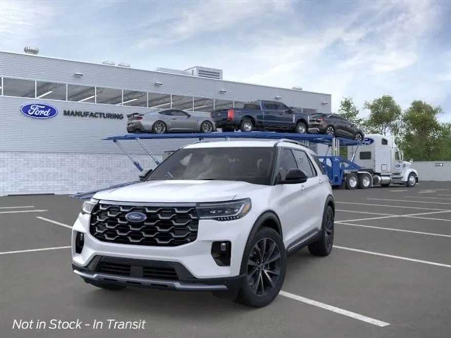 2025 Ford Explorer Platinum photo 1