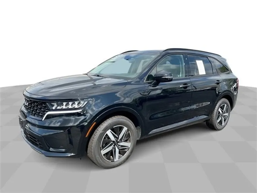 2023 Kia Sorento S photo 1
