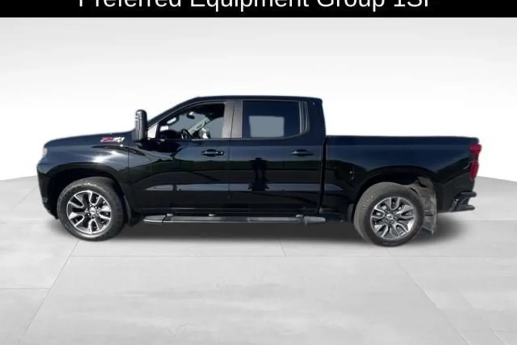 2021 Chevrolet Silverado 1500 RST photo 1
