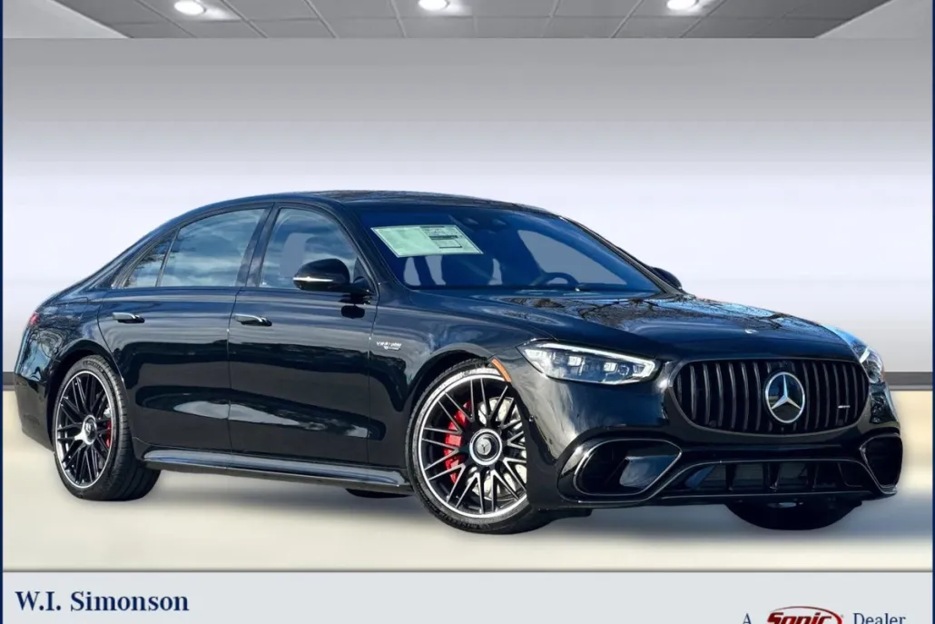 2025 Mercedes Benz S AMG 63 photo 1