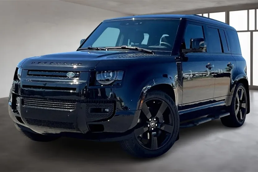 2025 Land Rover Defender 110 X-Dynamic SE photo 1