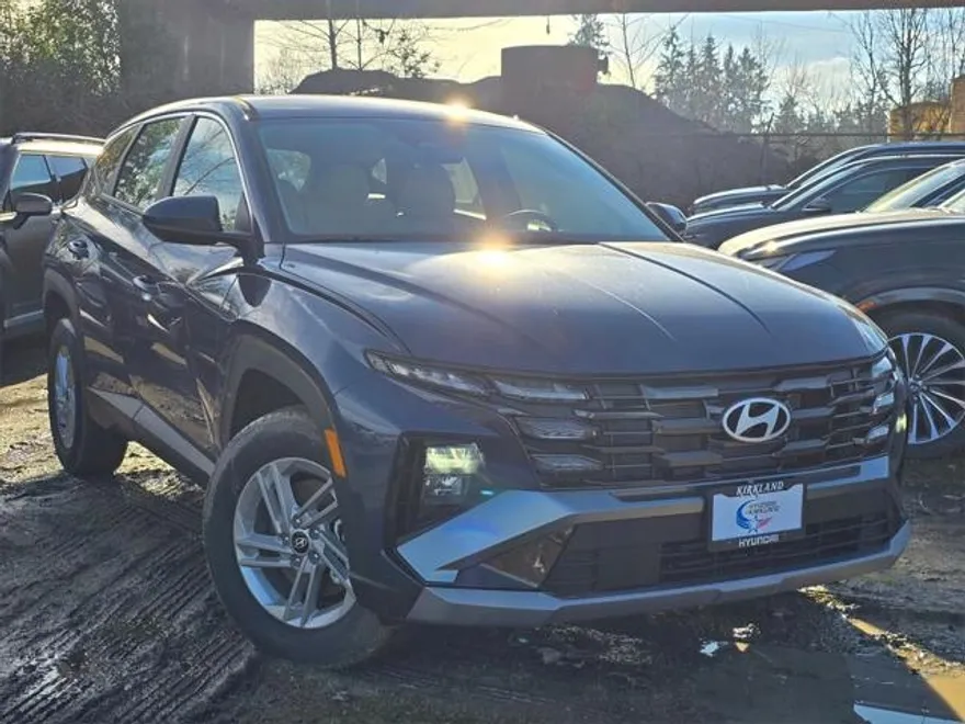 2025 Hyundai Tucson SE photo 1
