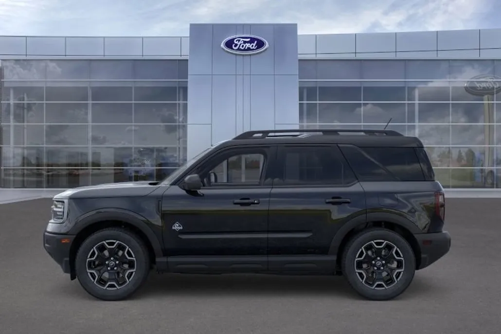 2025 Ford Bronco Sport Outer Banks photo 1