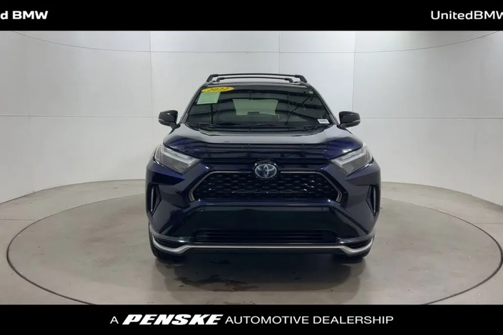 2022 Toyota RAV4 Prime XSE photo 1
