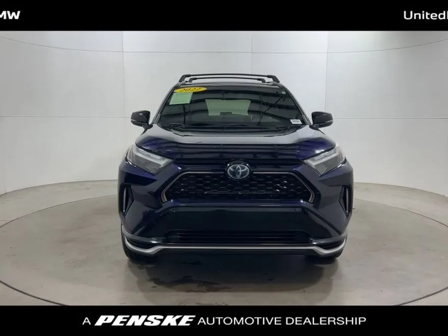 2022 Toyota RAV4 Prime XSE photo 1