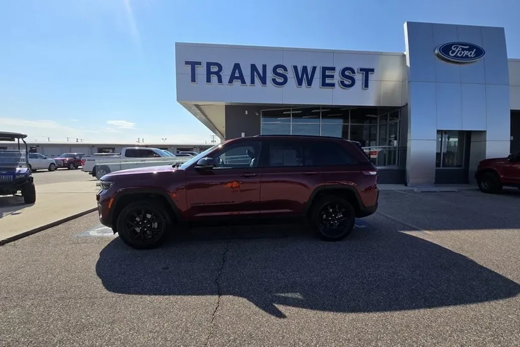 2024 Jeep Grand Cherokee Altitude X photo 1