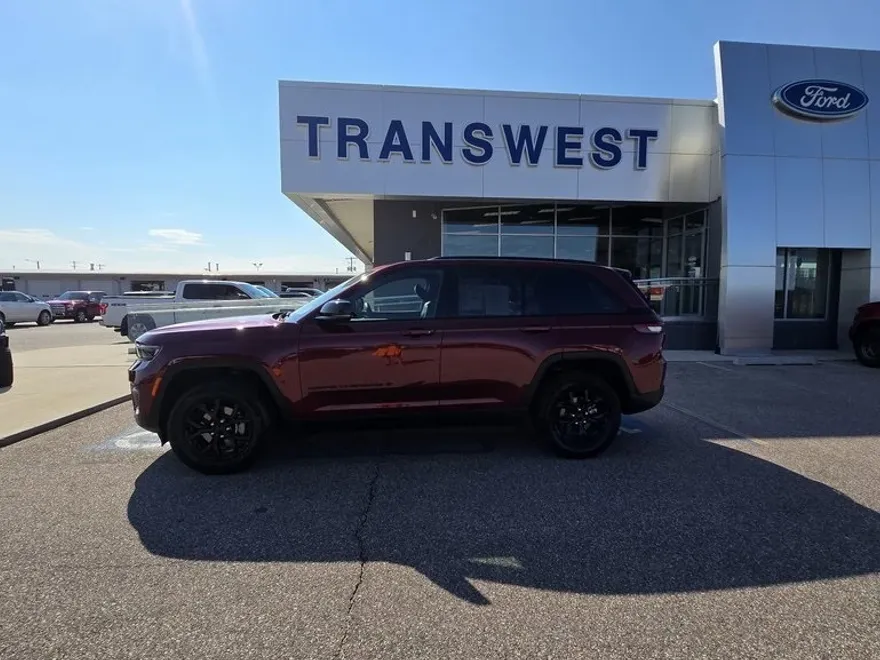 2024 Jeep Grand Cherokee Altitude X photo 1
