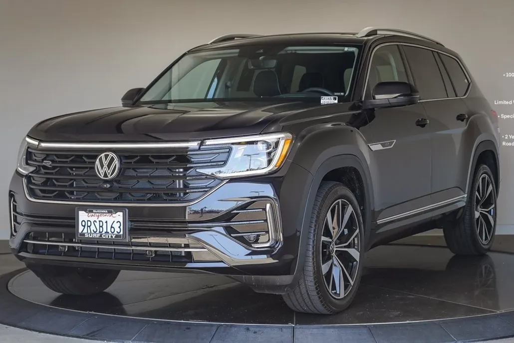 2025 Volkswagen Atlas SEL Premium R-Line photo 1