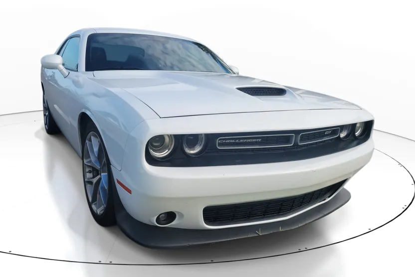 2022 Dodge Challenger GT photo 1
