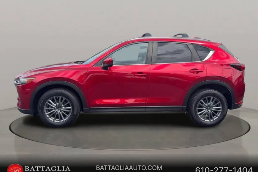 2017 Mazda CX-5 Touring photo 1
