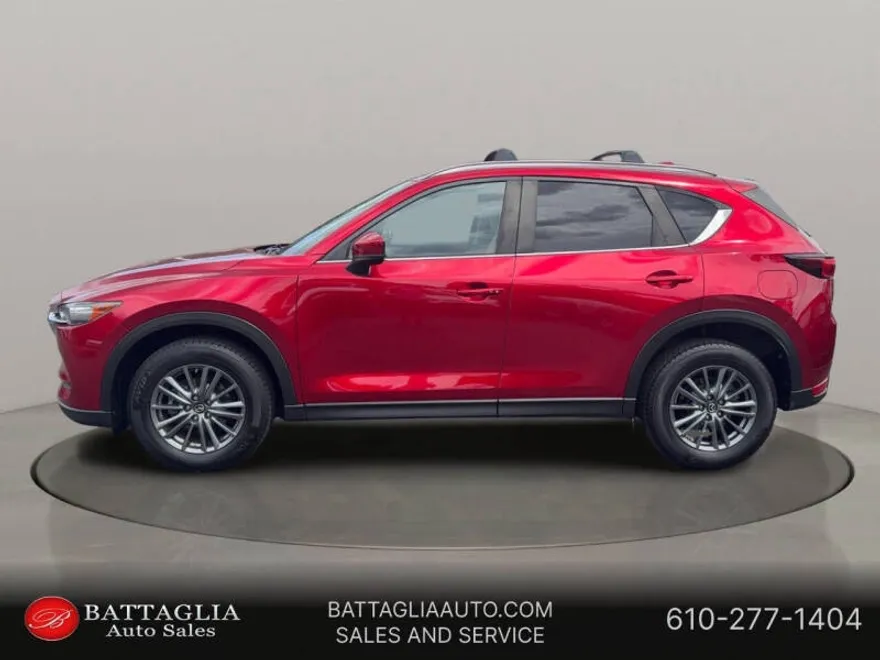 2017 Mazda CX-5 Touring photo 1