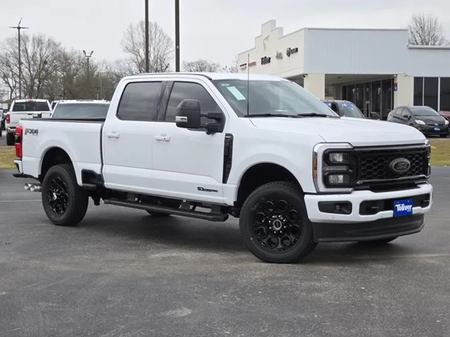 2025 Ford F-250 Lariat photo 1