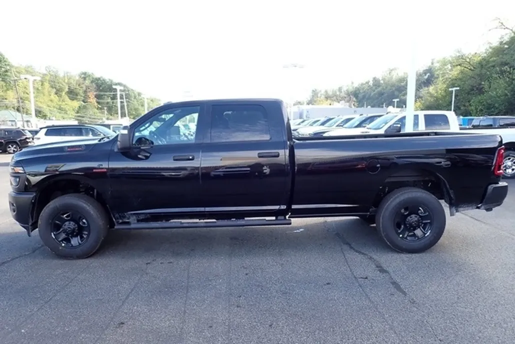 2026 Ram 3500 Tradesman photo 1