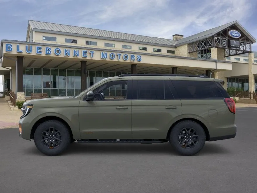 2025 Ford Expedition photo 1
