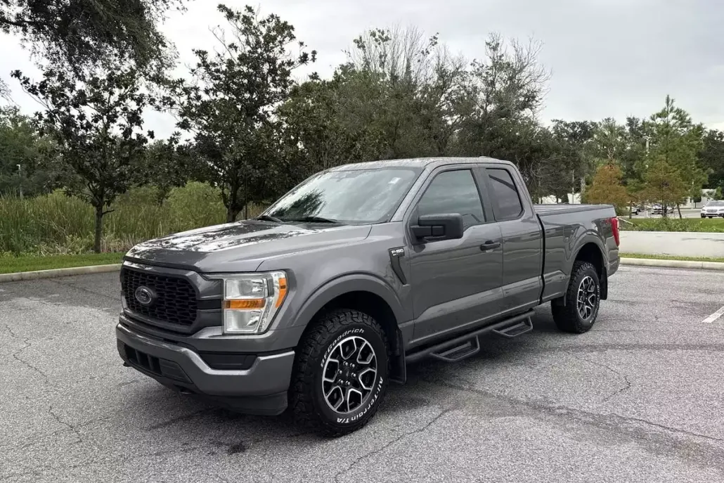 2022 Ford F-150 XL photo 1