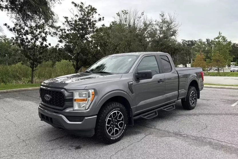2022 Ford F-150 XL photo 1
