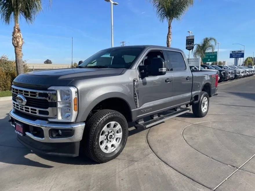 2024 Ford F-250 photo 1