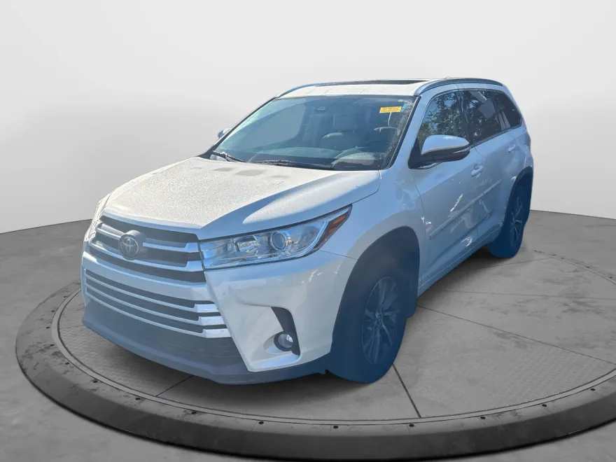 2018 Toyota Highlander XLE photo 1