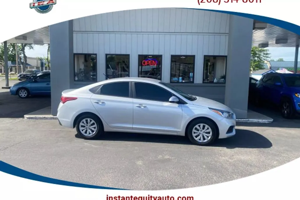 2021 Hyundai Accent SEL photo 1