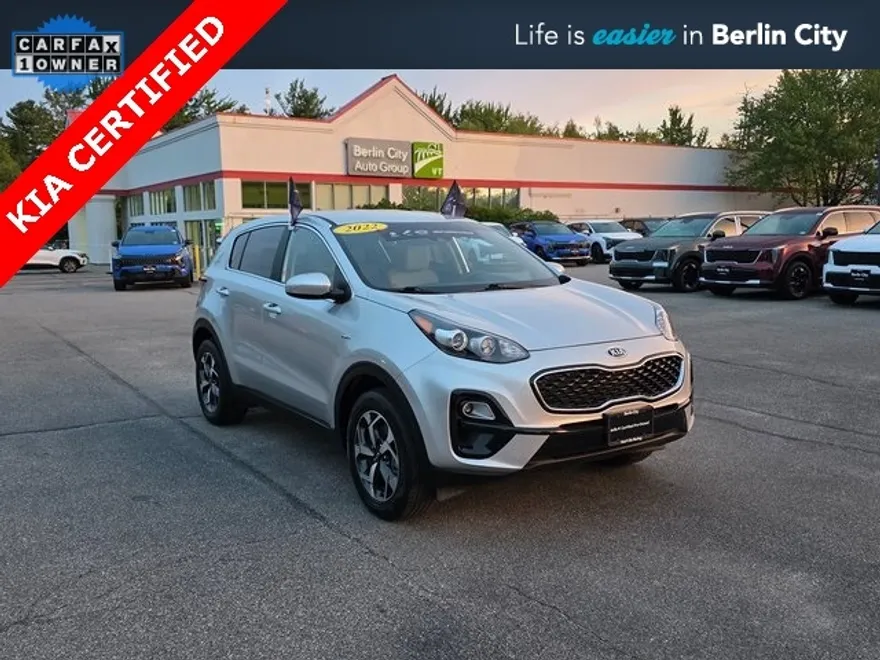 2022 Kia Sportage LX photo 1