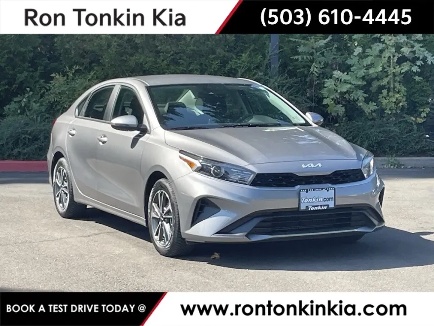2024 Kia Forte LXS photo 1