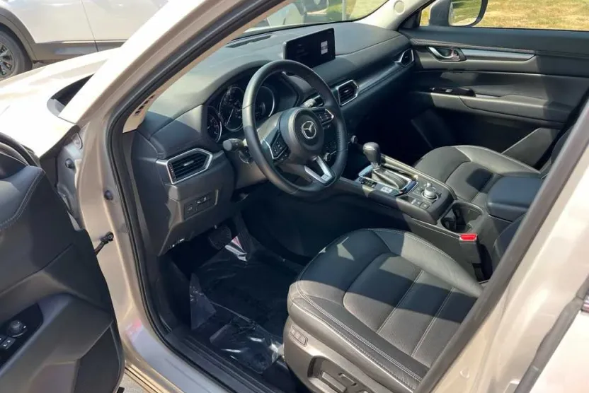 2025 Mazda CX-5 2.5 S Preferred photo 1