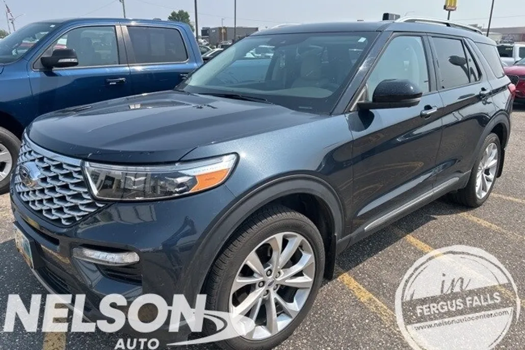 2023 Ford Explorer Platinum photo 1