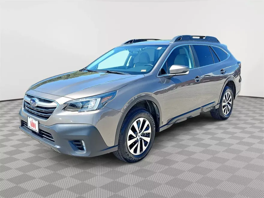 2021 Subaru Outback Premium photo 1