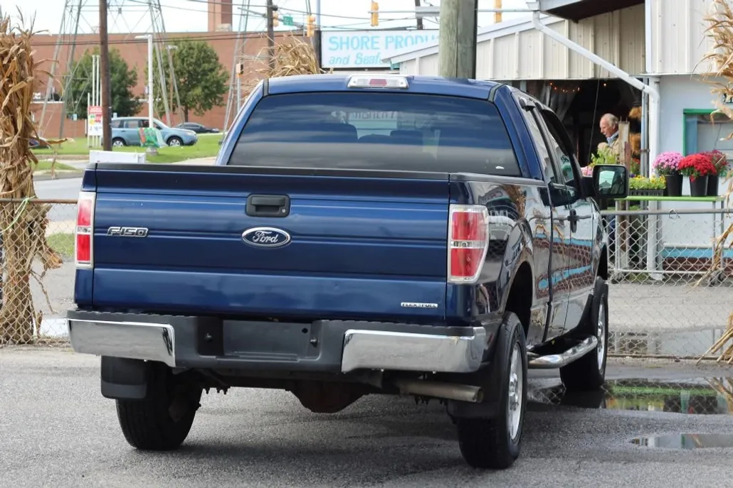 2012 Ford F-150 XL photo 1