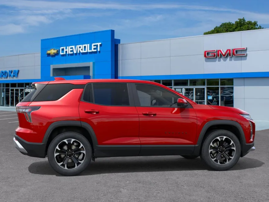 2026 Chevrolet Equinox LT photo 1