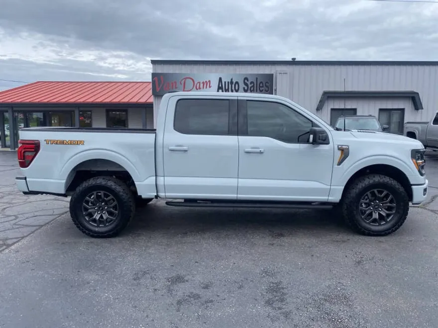 2024 Ford F-150 Tremor photo 1
