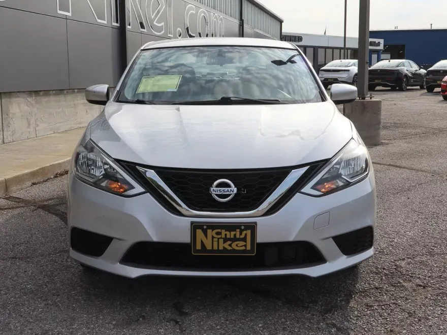 2019 Nissan Sentra S photo 1