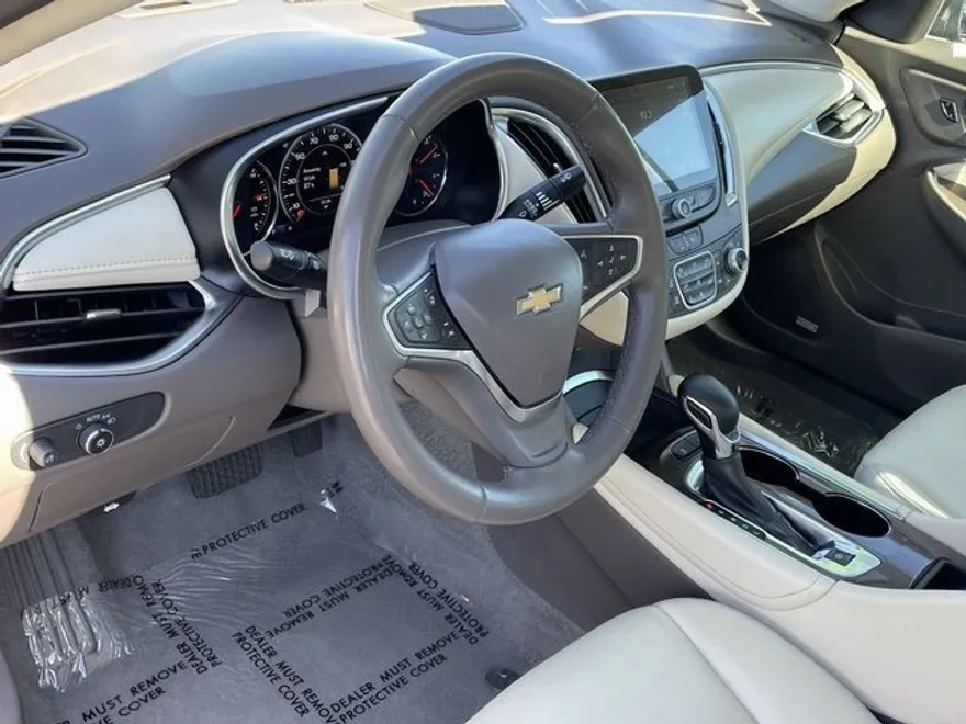 2024 Chevrolet Malibu Premier 2LT photo 1