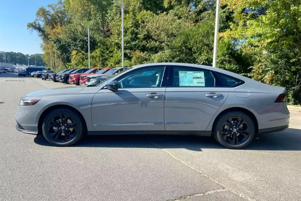 2025 Honda Accord SE photo 1