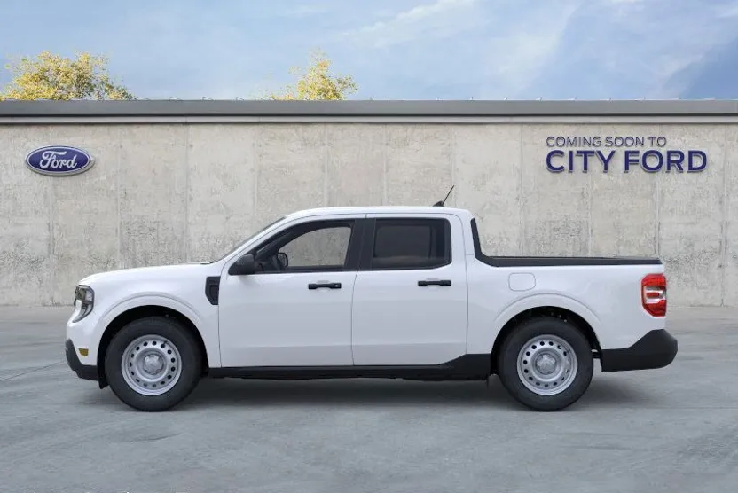 2025 Ford Maverick XL photo 1
