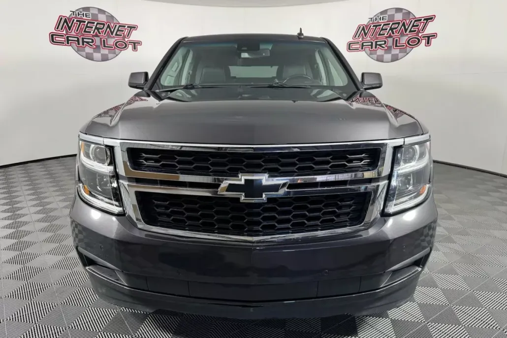 2018 Chevrolet Tahoe LT photo 1