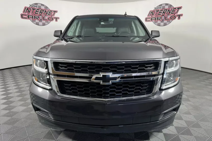2018 Chevrolet Tahoe LT photo 1