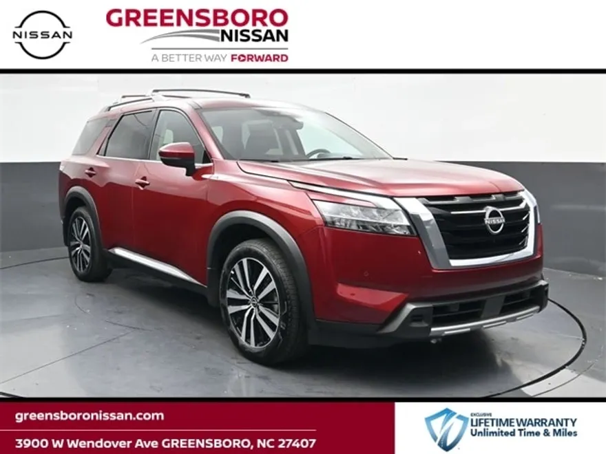 2024 Nissan Pathfinder Platinum photo 1