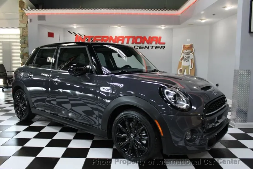 2021 Mini Cooper S Hardtop 4 Door photo 1